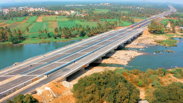 bengaluru mysuru expressway 100 accident deaths