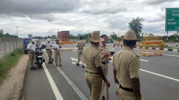 bengaluru-mysuru expressway 44 cases booked