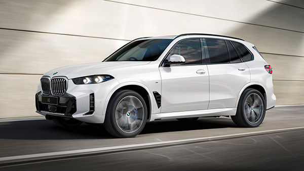 Bmw x5 running shot