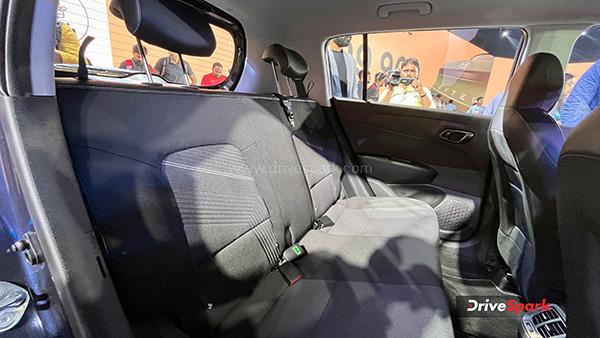 hyundai exter variant-wise specs