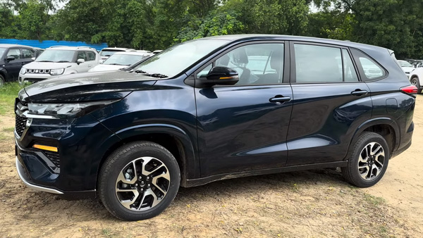 maruti invicto zeta plus 8-seater