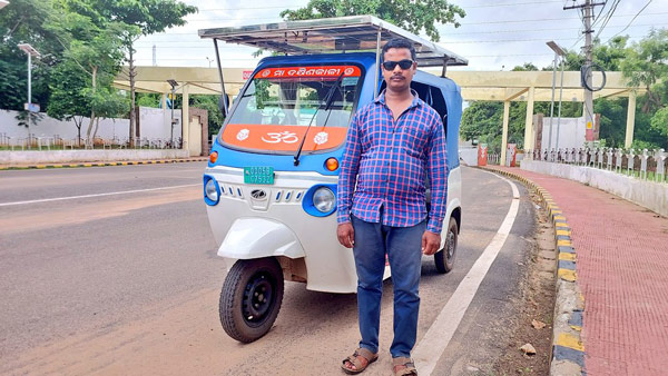 electric auto into solar auto