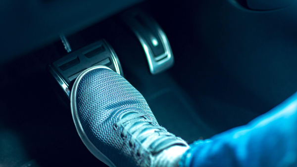 car brake failure early signs