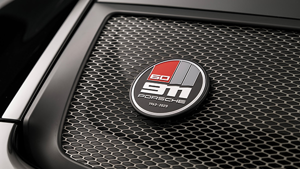 Porsche 911 s t badge