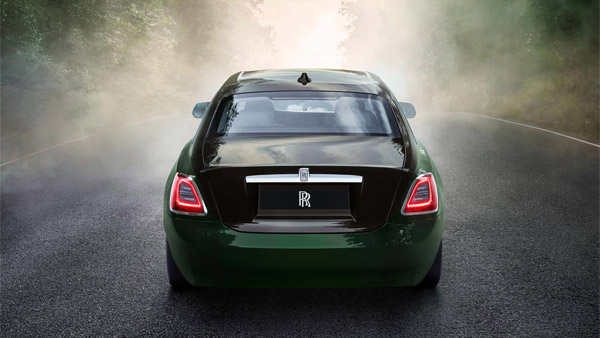 Rolls royce ghost extended back side view