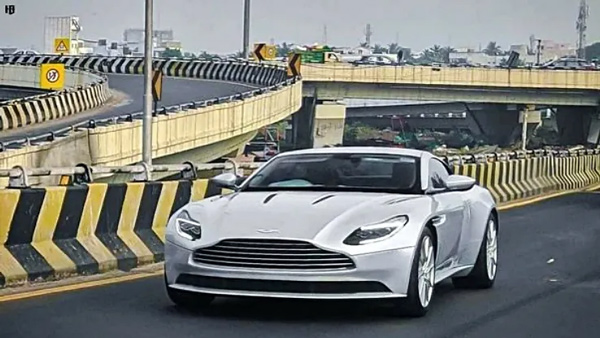 Aston Martin DB11