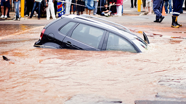 Save yourself from sinking car
