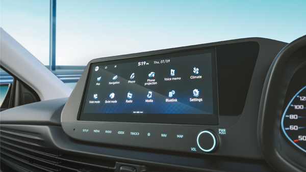 2023 Hyundai i20 Display
