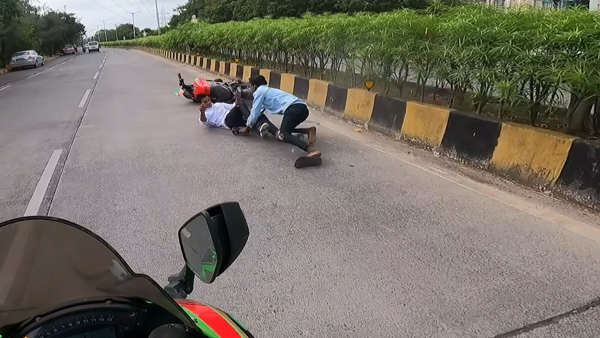 bajaj pulsar Bike youths fell