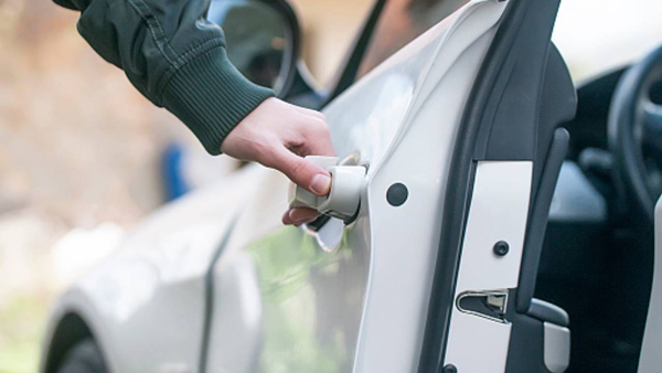 cars window and door seals maintenance