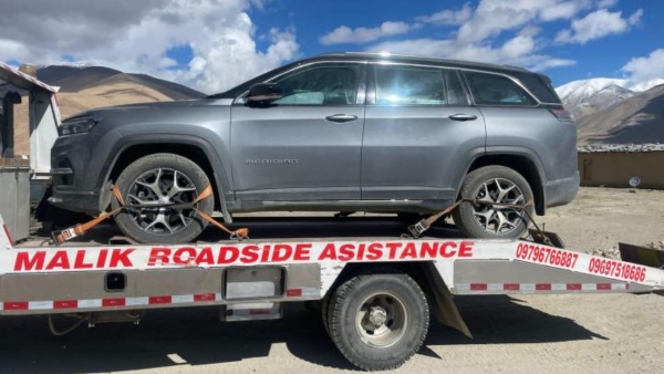 Jeep service center tried to scam huge amount