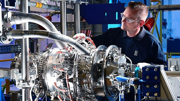 rolls royce hybrid flight engine