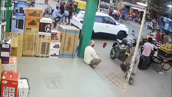 Tata punch owner loses control