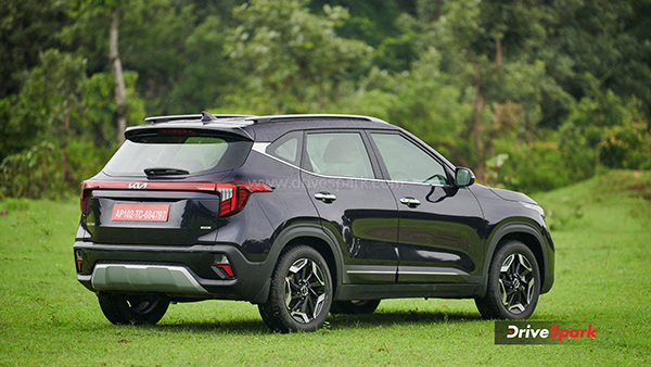 Kia seltos rear profile Kia seltos rear profile
