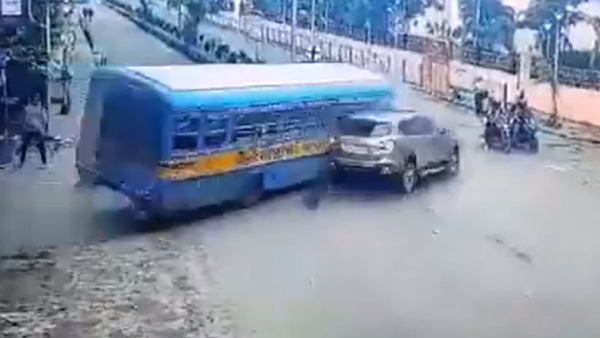 Ford Endeavour-Bus Accident