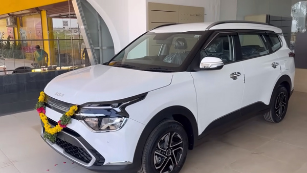 GP muthu buys kia carens