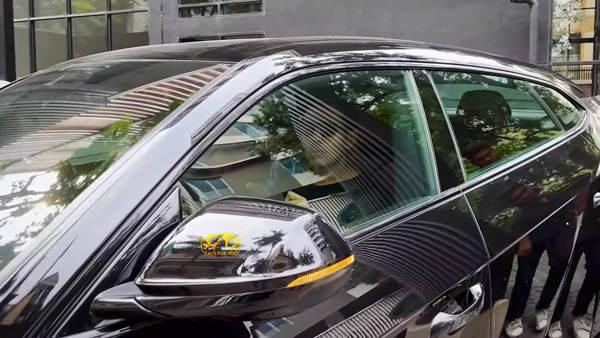 Kartik Aaryan Spotted In Lamborghini Urus