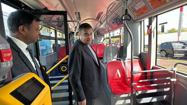 minister test rides hydrogen bus