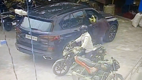 Thief Steals Rs 13.75 Lakh From BMW X5