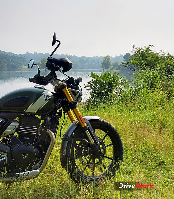 triumph scrambler 400 x review