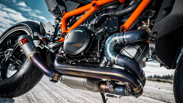 KTM 1390 super duke r engine 