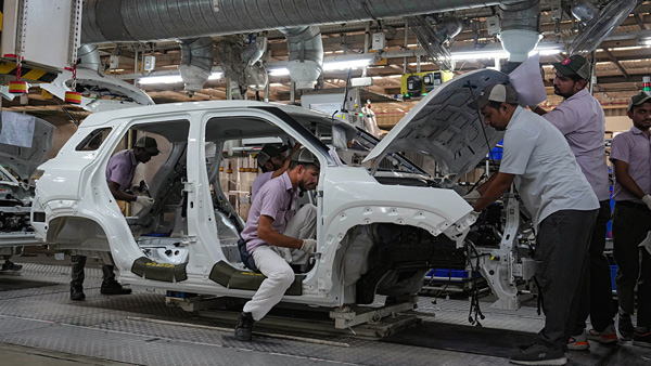 maruti manufactured 1.76 lakh vehicles maruti manufactured 1.76 lakh vehicles