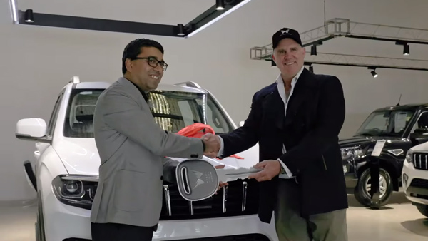 mathew hayden buys mahindra scorpio-n