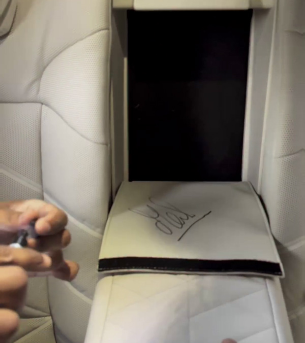 ms dhoni signs in bmw 740i