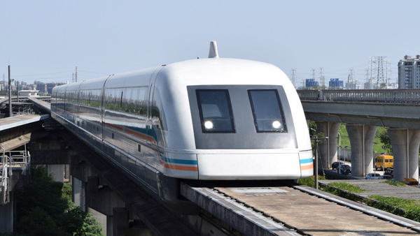 fastest trains in world