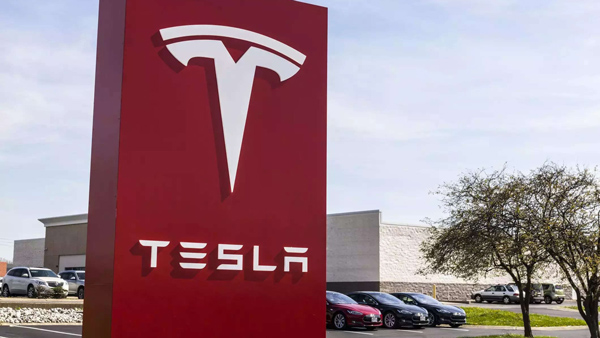 piyush goyal visits tesla factory