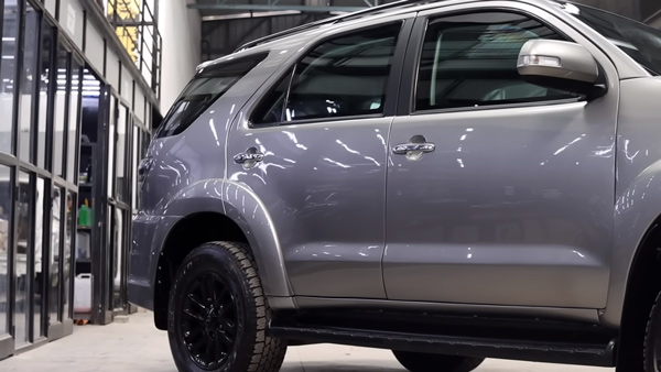 toyota fortuner with bulletproof glass