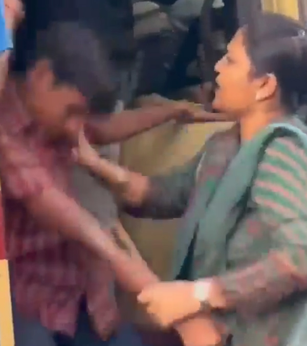 Footboard Riding in Buses பஸ் படிக்கட்டுல தொங்கிட்டு போறத பத்தி தான்