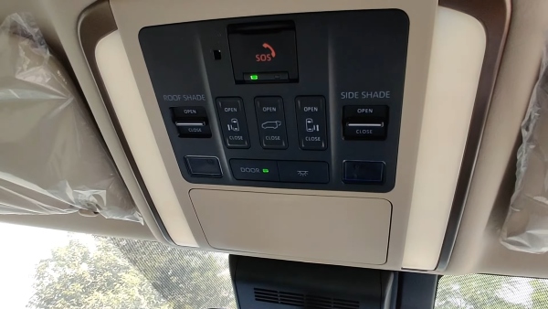 Toyota velfire mpv controls