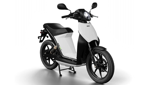 electric scooters under rs.1 lakh