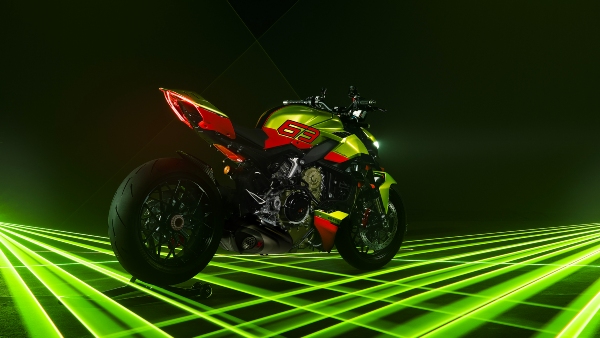 Ducati streetfighter v4 lamborghini edition rear