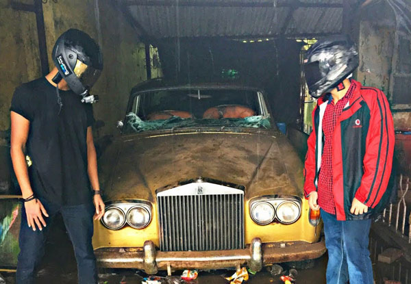 ghosted rolls royce car