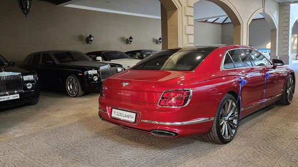 Bentley flying spur super limo rear