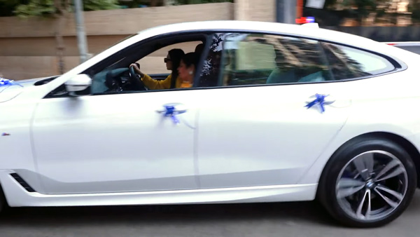 Hansika motwani in car