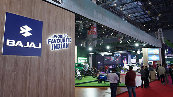 bajaj pulsar dominar flex fuel