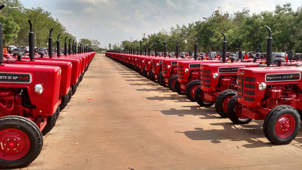 tractor sales decline in india
