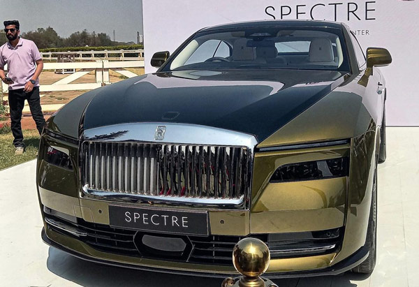 yohan poonawalla unveils his spectre yohan poonawalla unveils his spectre