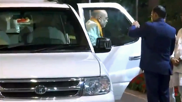 amit shah in old safari