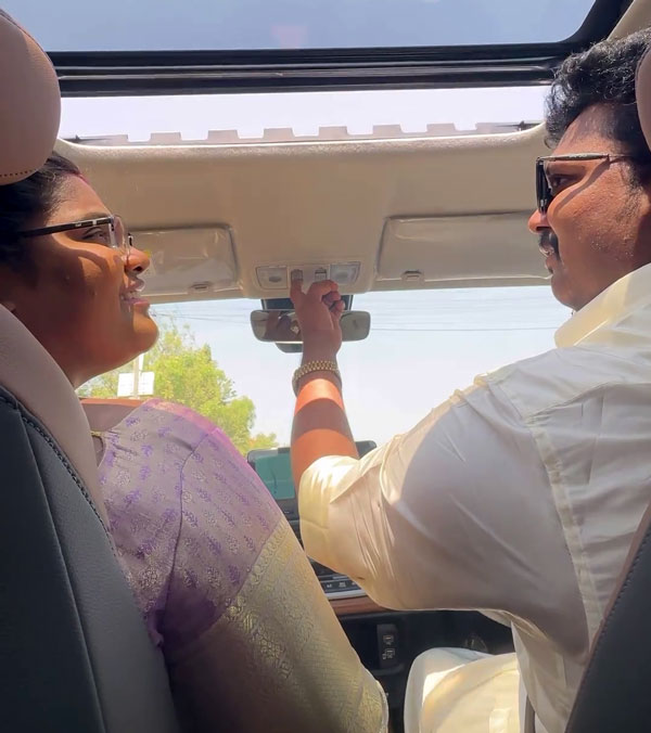 indraja shankar wedding car gift