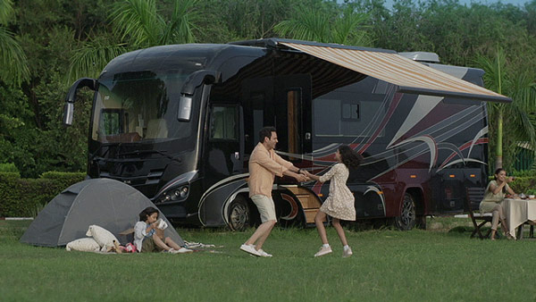 Jcbl signature motorhomes side view Jcbl signature motorhomes side view