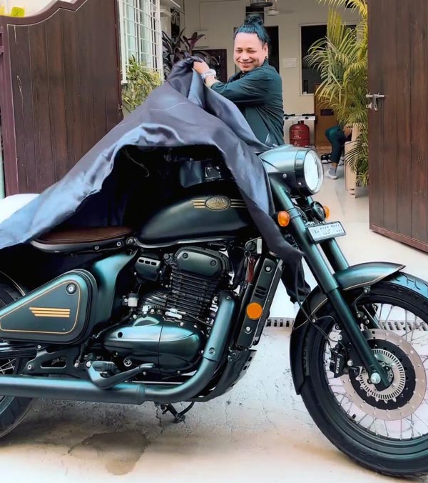 singer buys jawa perak bobber