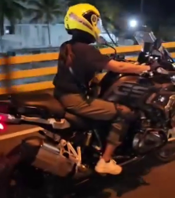 manju warrier seen on bike