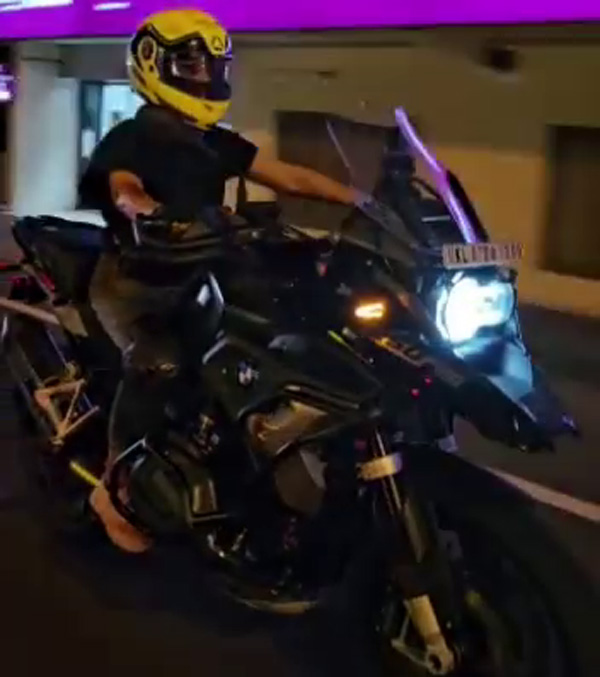 manju warrier seen on bike