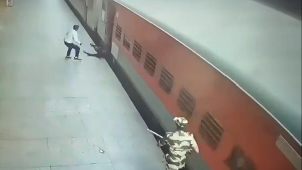 pune employee saves life pune employee saves life