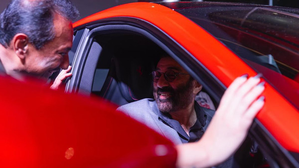 Sunny Deol Check Out Ferrari Purosangue