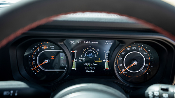 Jeep wrangler driver screen